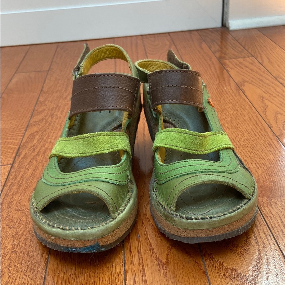 Womens Green and Brown Sandals